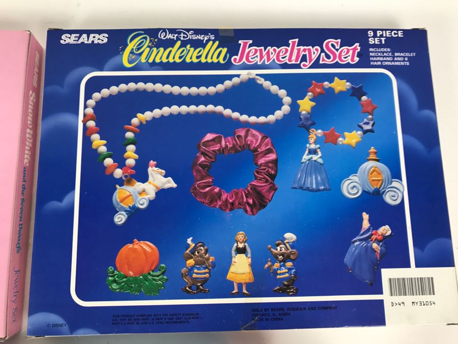 Vintage Sears Jewelry Sets New In Box Snow White And The Seven Dwarfs, Cinderella, Mickey And Friends [Photo 20]