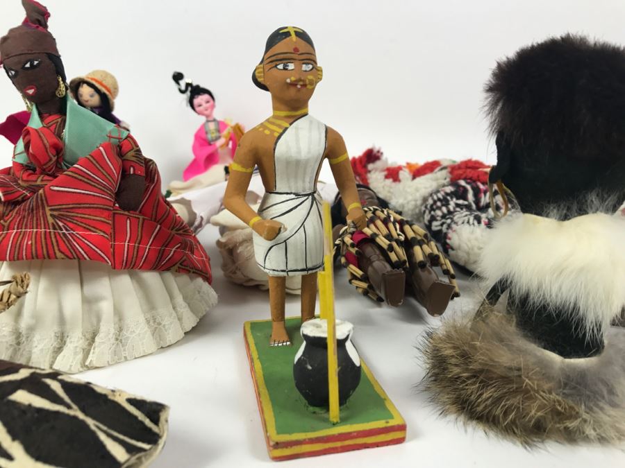 Collection Of Vintage International Dolls - See All Photos [Photo 10]