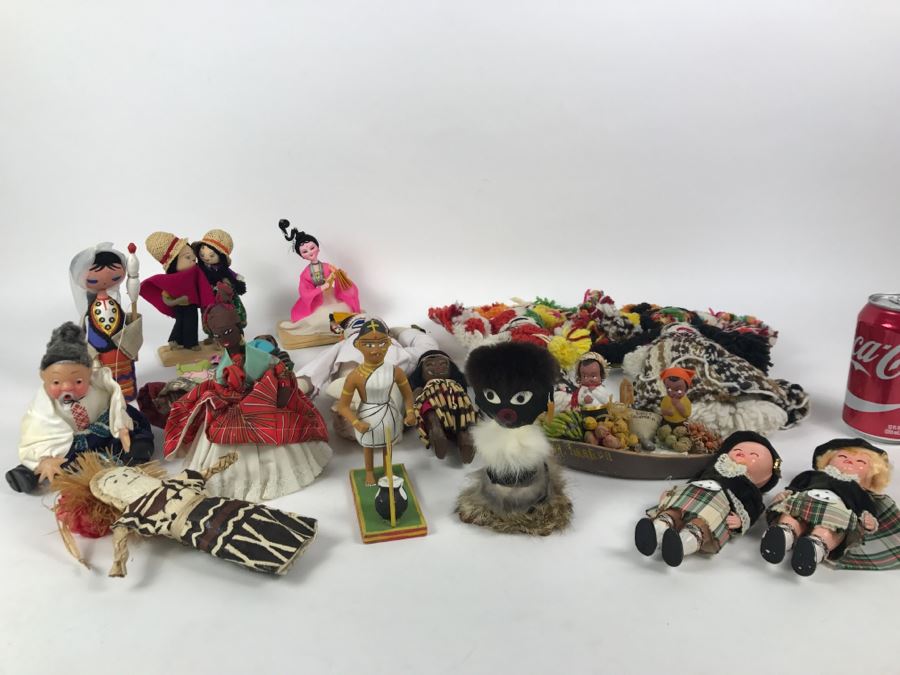 Collection Of Vintage International Dolls - See All Photos [Photo 1]