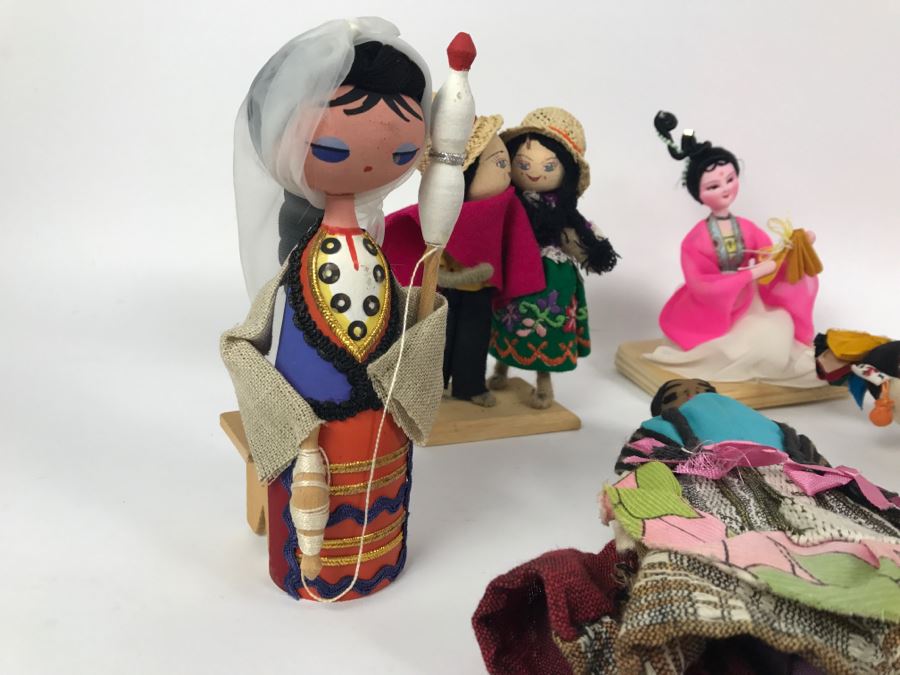 Collection Of Vintage International Dolls - See All Photos [Photo 18]