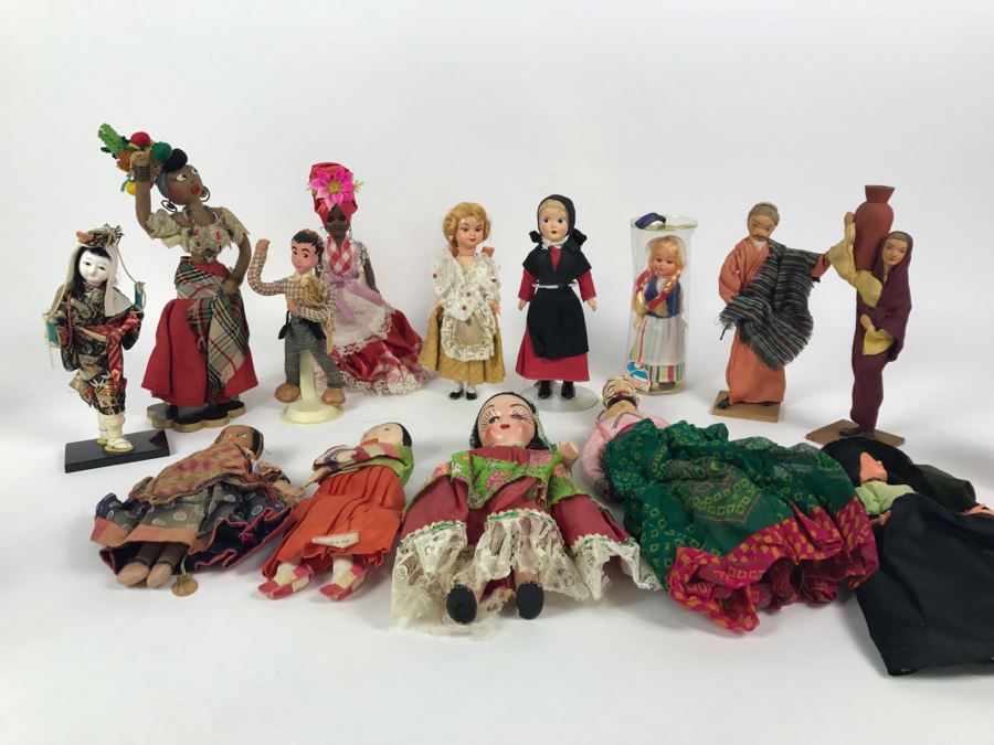 Collection Of Vintage International Dolls - See All Photos [Photo 1]