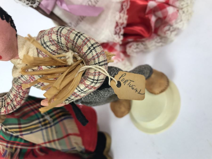 Collection Of Vintage International Dolls - See All Photos [Photo 8]