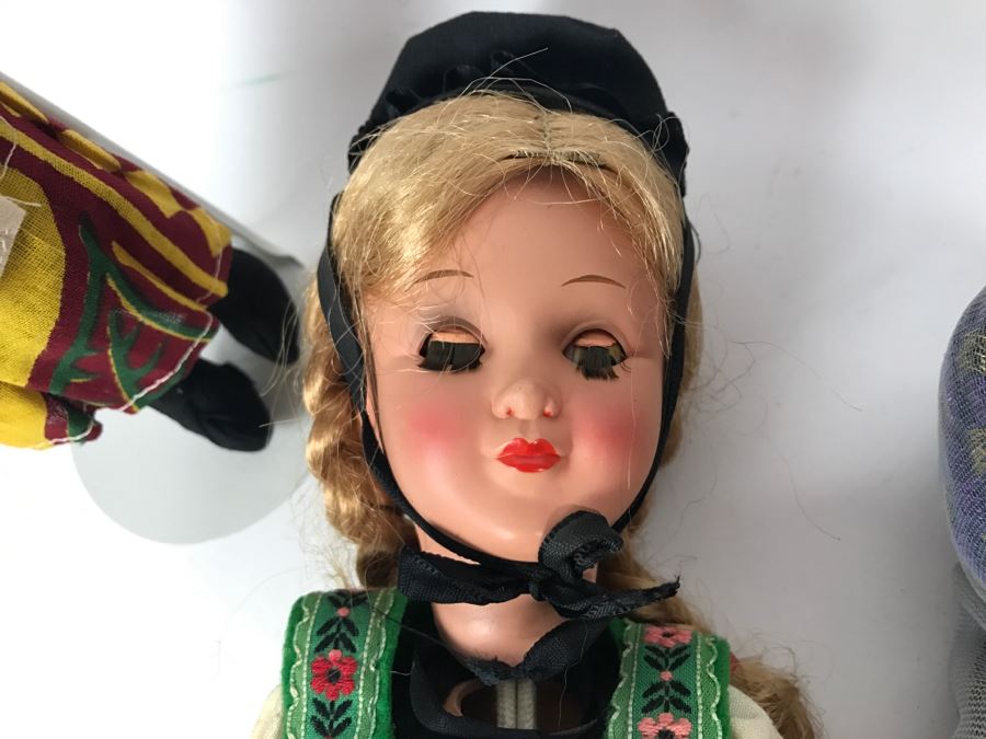 Collection Of Vintage International Dolls - See All Photos [Photo 18]