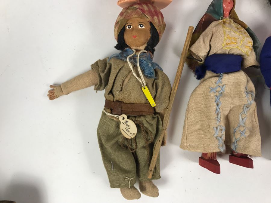 Collection Of Vintage International Dolls - See All Photos [Photo 3]