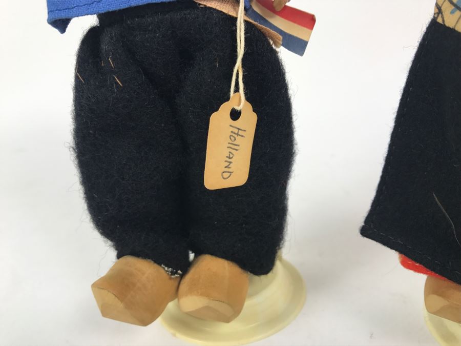 Pair Of Vintage Holland Dolls [Photo 3]