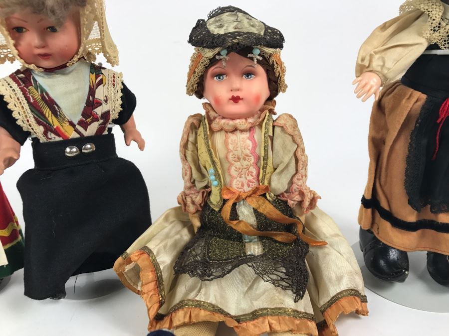 Collection Of Vintage International Dolls - See All Photos [Photo 3]