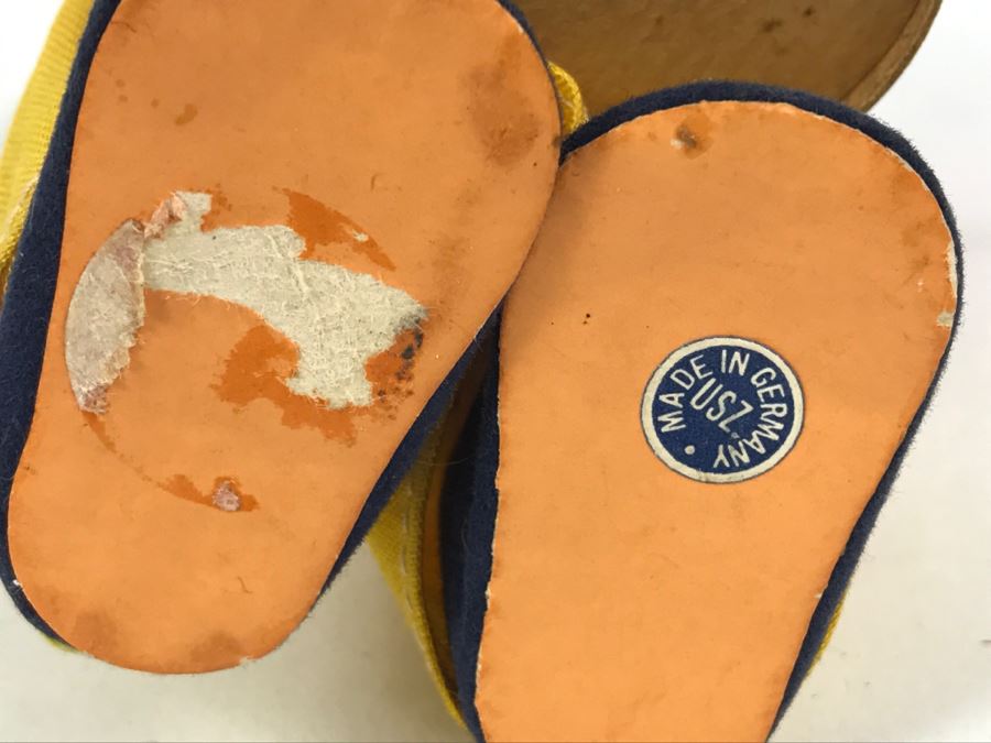 Old German USZ Mechanical Wind-Up Black Drummer Doll Toy - Missing Wind-Up Key - Head Is Loose [Photo 11]