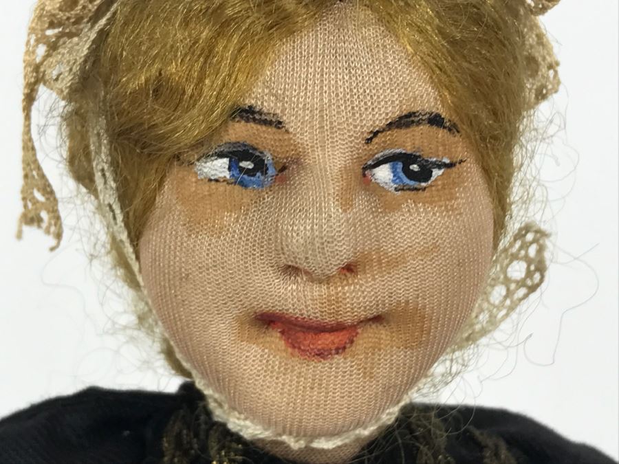 Vintage French Doll [Photo 3]