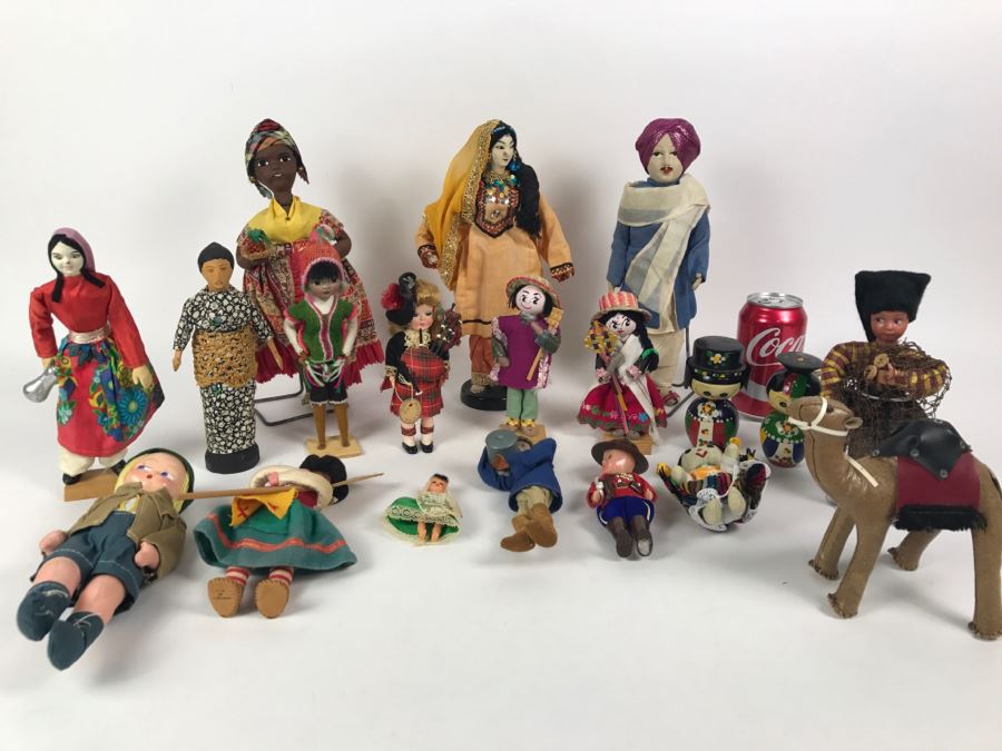 Collection Of Vintage International Dolls - See All Photos [Photo 2]