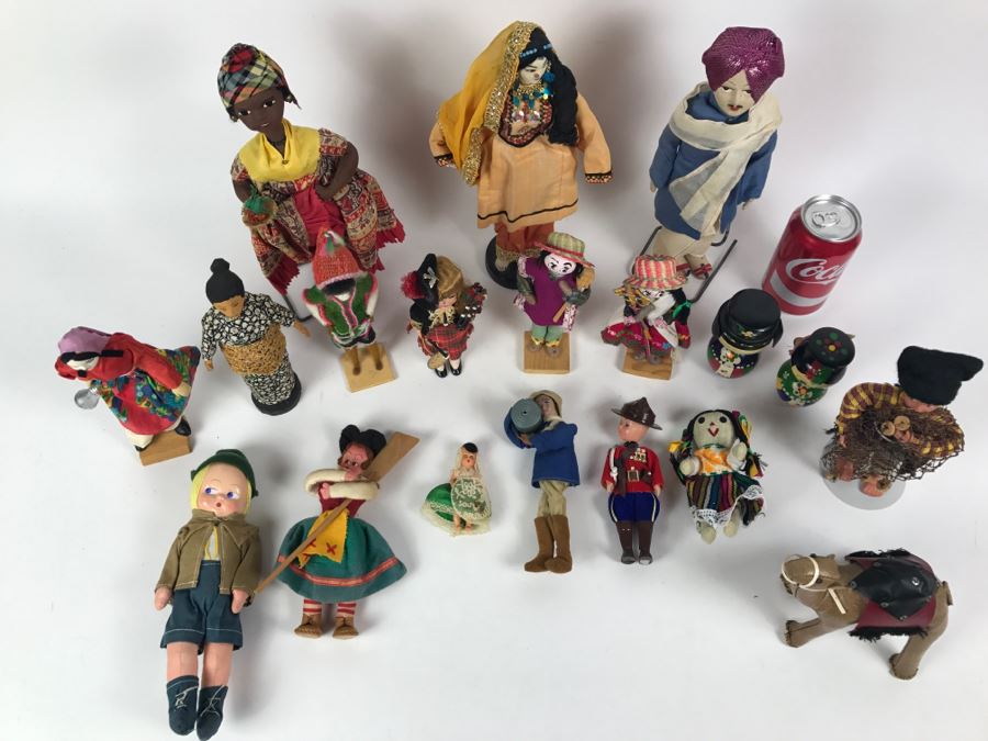 Collection Of Vintage International Dolls - See All Photos [Photo 4]