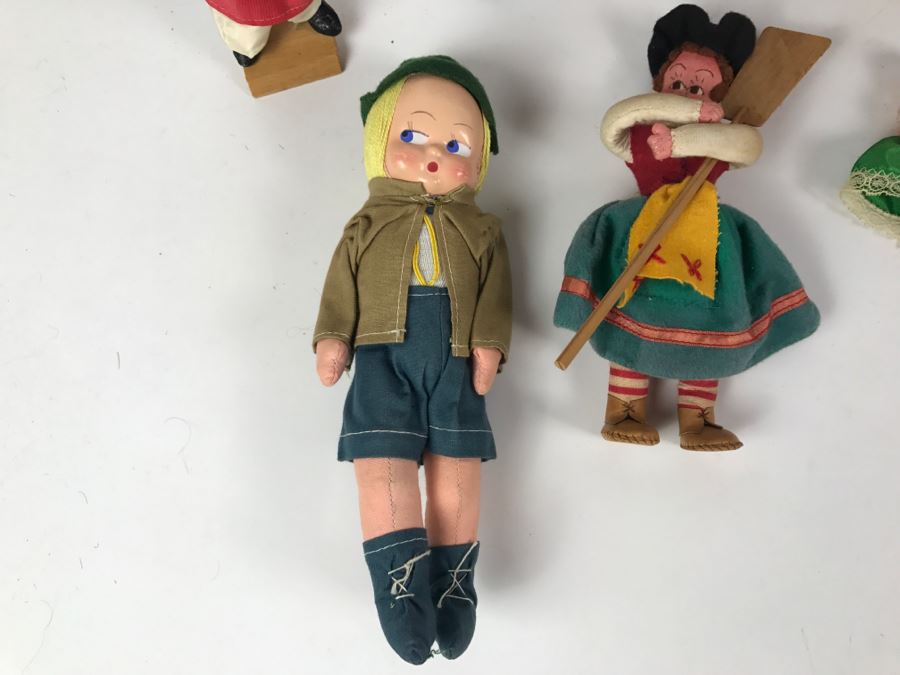 Collection Of Vintage International Dolls - See All Photos [Photo 5]