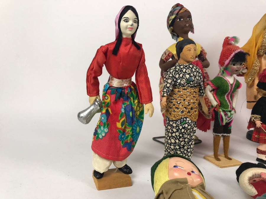 Collection Of Vintage International Dolls - See All Photos [Photo 19]