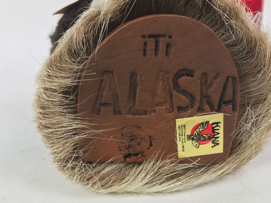 Genuine Alaskan Fur Doll Made With Reindeer Skins By ITI [Photo 8]
