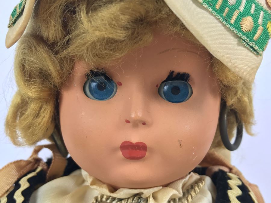 Vintage International Doll [Photo 3]