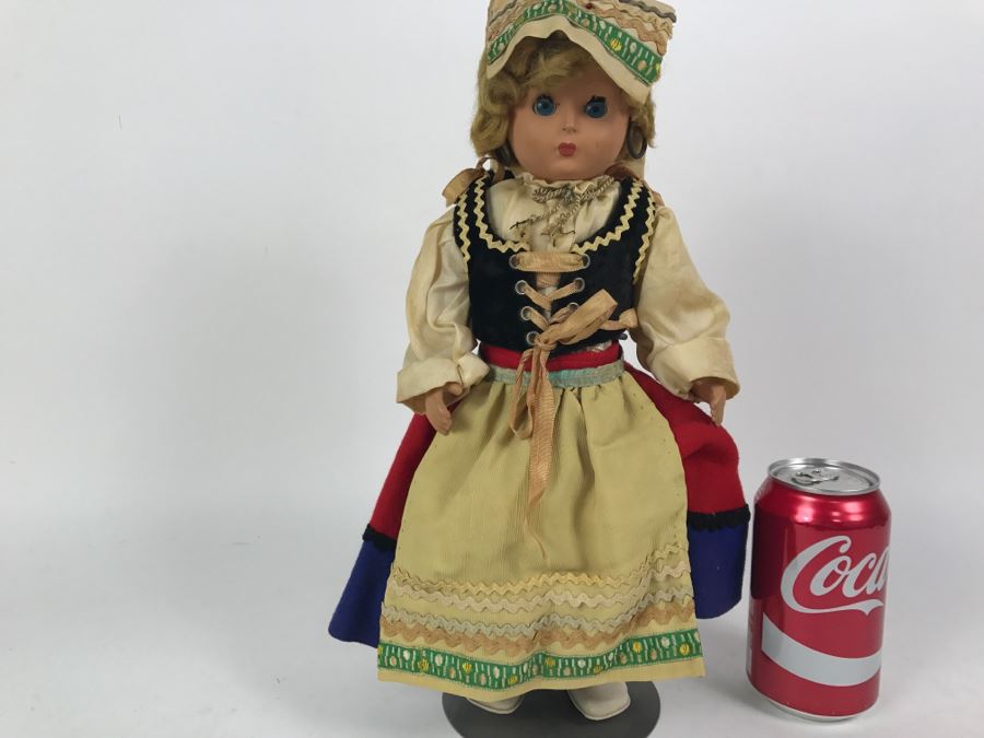 Vintage International Doll [Photo 5]