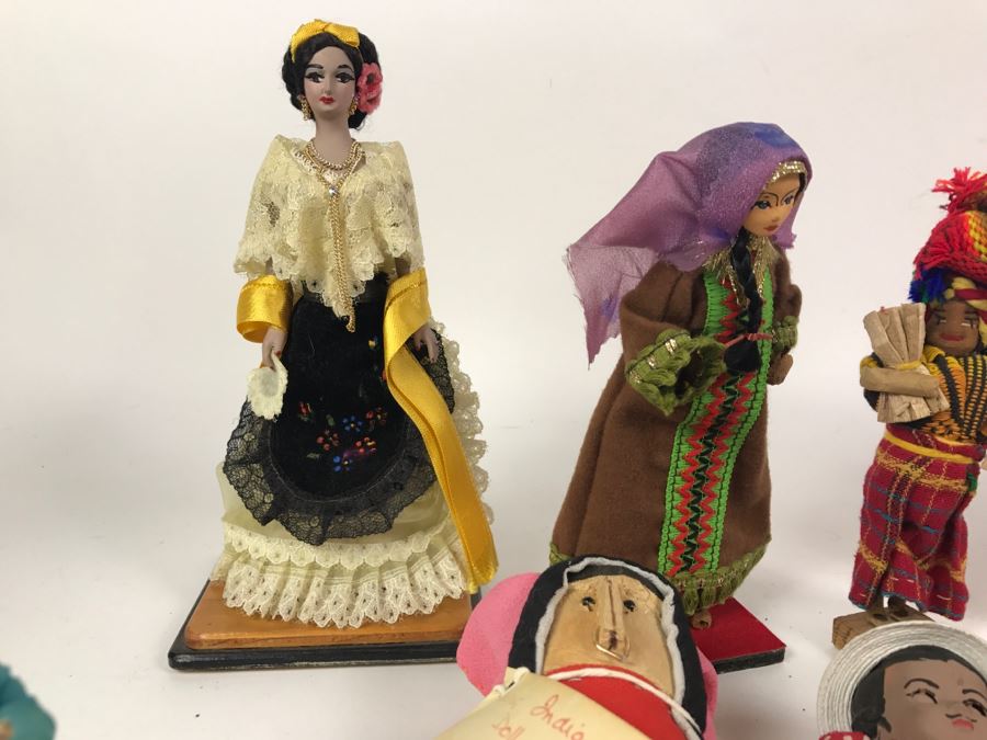 Collection Of Vintage International Dolls - See All Photos [Photo 20]