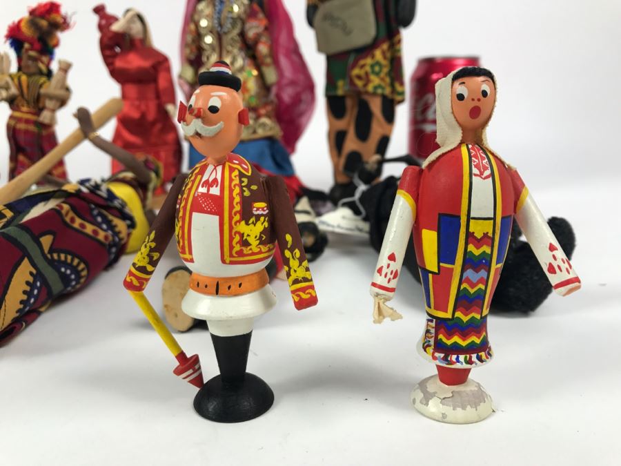 Collection Of Vintage International Dolls - See All Photos [Photo 2]