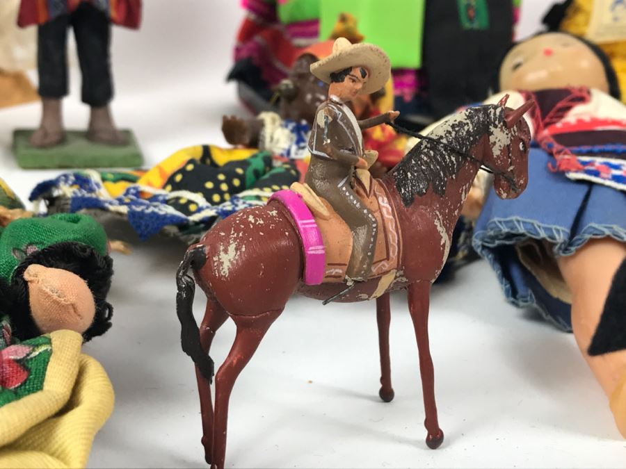 Collection Of Vintage International Dolls - See All Photos [Photo 3]