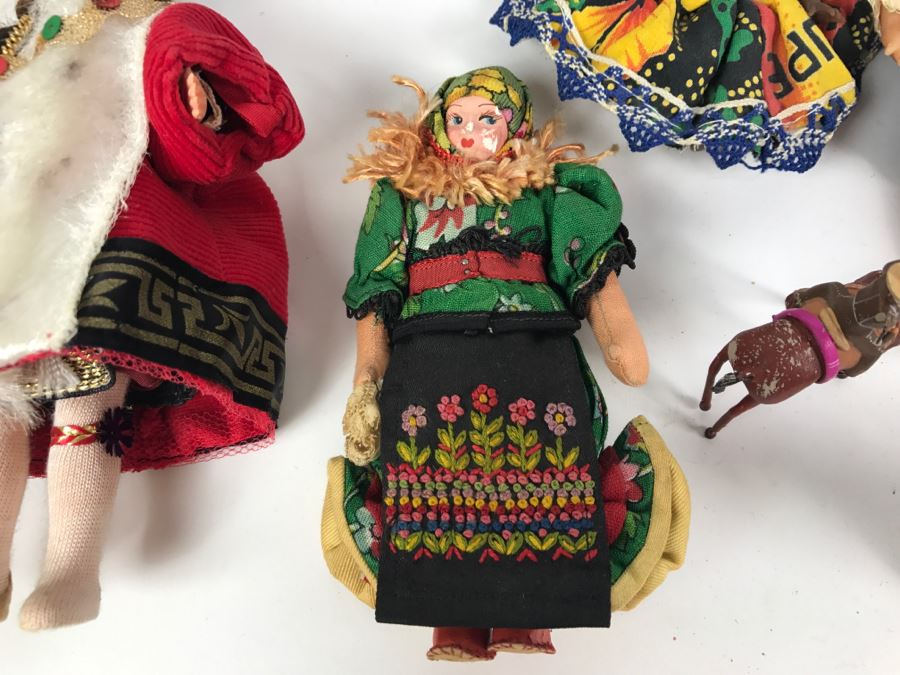 Collection Of Vintage International Dolls - See All Photos [Photo 22]