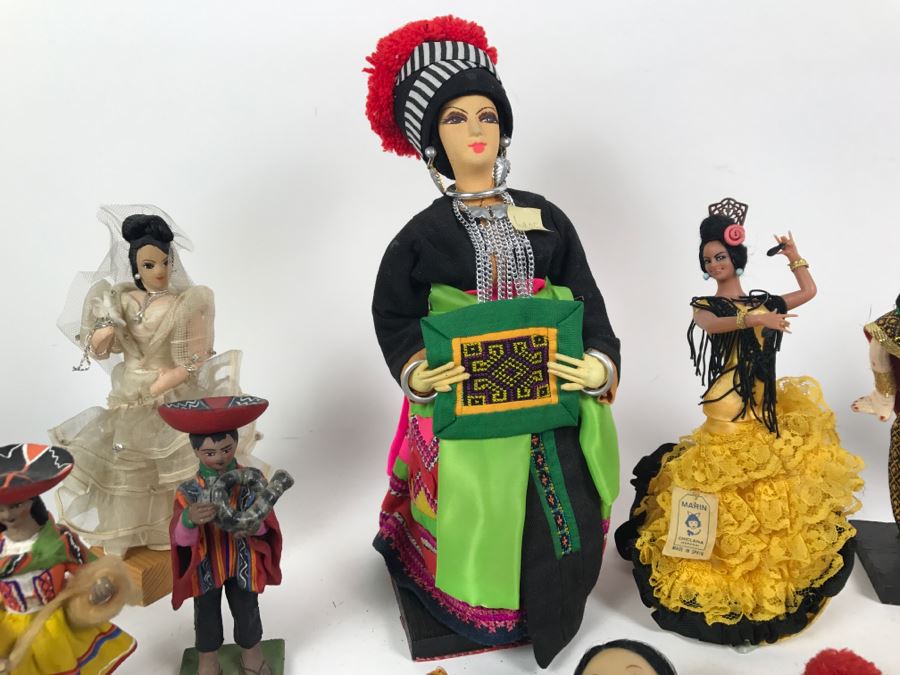 Collection Of Vintage International Dolls - See All Photos [Photo 16]