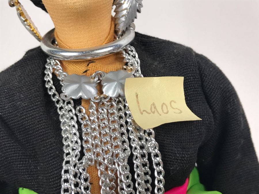 Collection Of Vintage International Dolls - See All Photos [Photo 18]