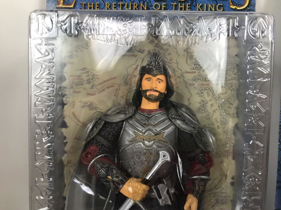 Pair Of Toy Biz The Lord Of The Rings The Return Of The King Aragorn King Of Gondor With Anduril Sword Action Figure New In Box 2003 [Photo 3]