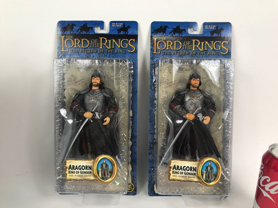 Pair Of Toy Biz The Lord Of The Rings The Return Of The King Aragorn King Of Gondor With Anduril Sword Action Figure New In Box 2003
