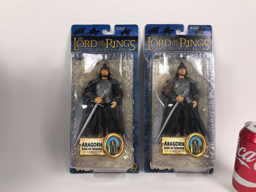Pair Of Toy Biz The Lord Of The Rings The Return Of The King Aragorn King Of Gondor With Anduril Sword Action Figure New In Box 2003