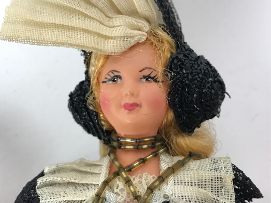 Collection Of Vintage International Dolls - See All Photos [Photo 3]