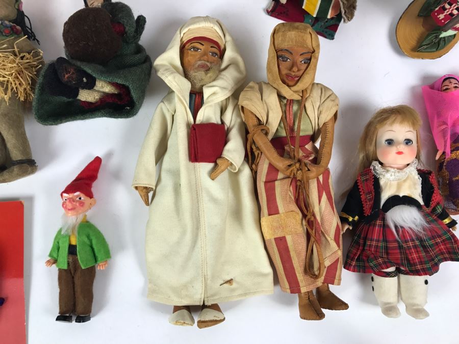 Collection Of Vintage International Dolls - See All Photos [Photo 16]