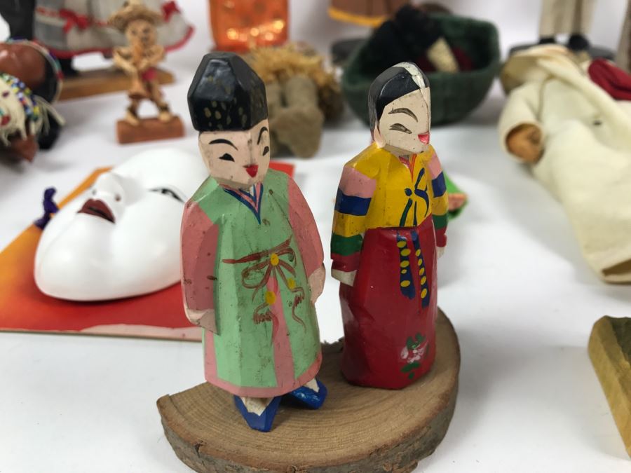 Collection Of Vintage International Dolls - See All Photos [Photo 3]