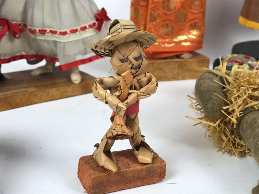 Collection Of Vintage International Dolls - See All Photos [Photo 32]