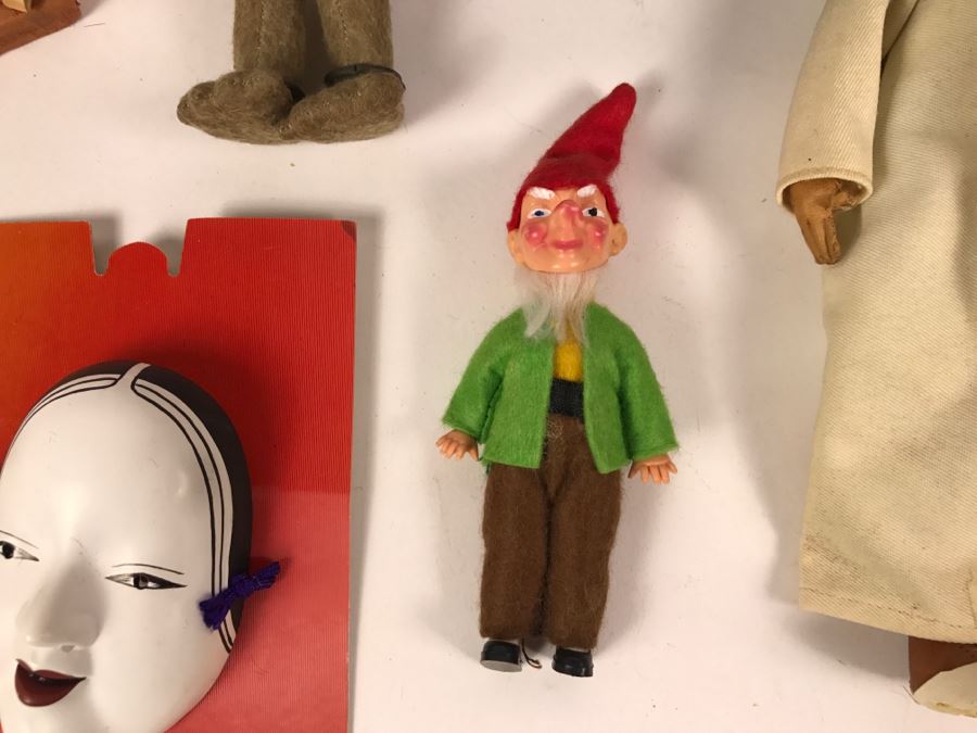 Collection Of Vintage International Dolls - See All Photos [Photo 9]