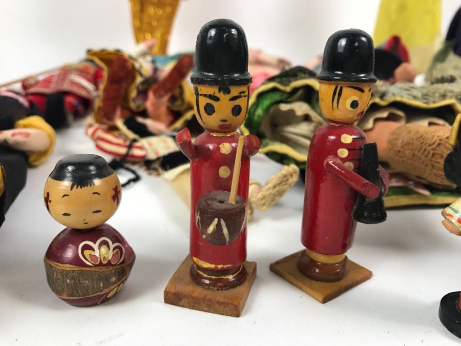 Collection Of Vintage International Dolls - See All Photos [Photo 2]