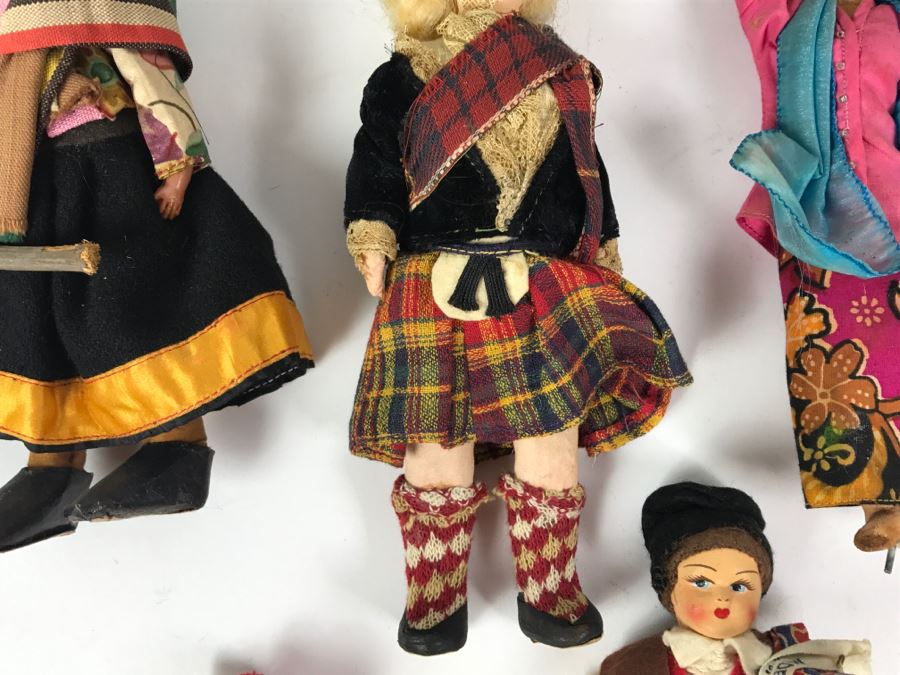 Collection Of Vintage International Dolls - See All Photos [Photo 13]