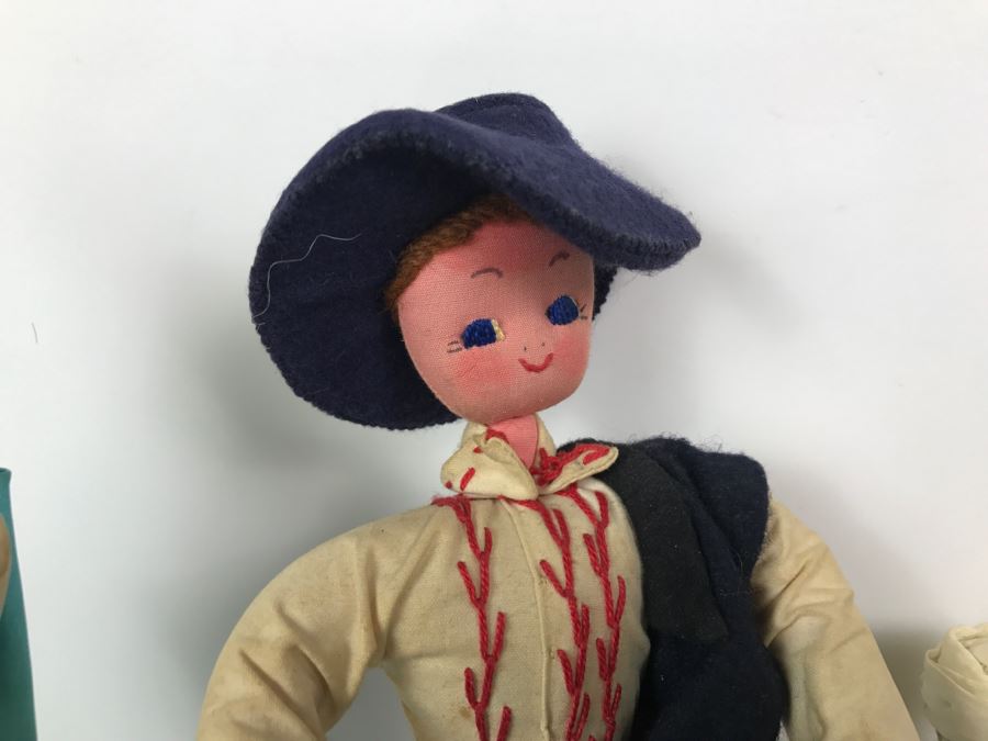 Collection Of Vintage International Dolls - See All Photos [Photo 32]