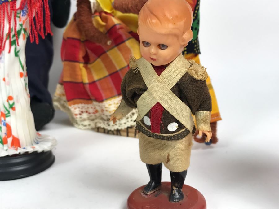 Collection Of Vintage International Dolls - See All Photos [Photo 20]