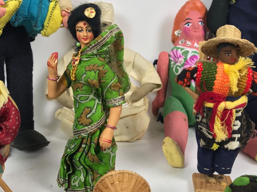 Collection Of Vintage International Dolls - See All Photos [Photo 27]