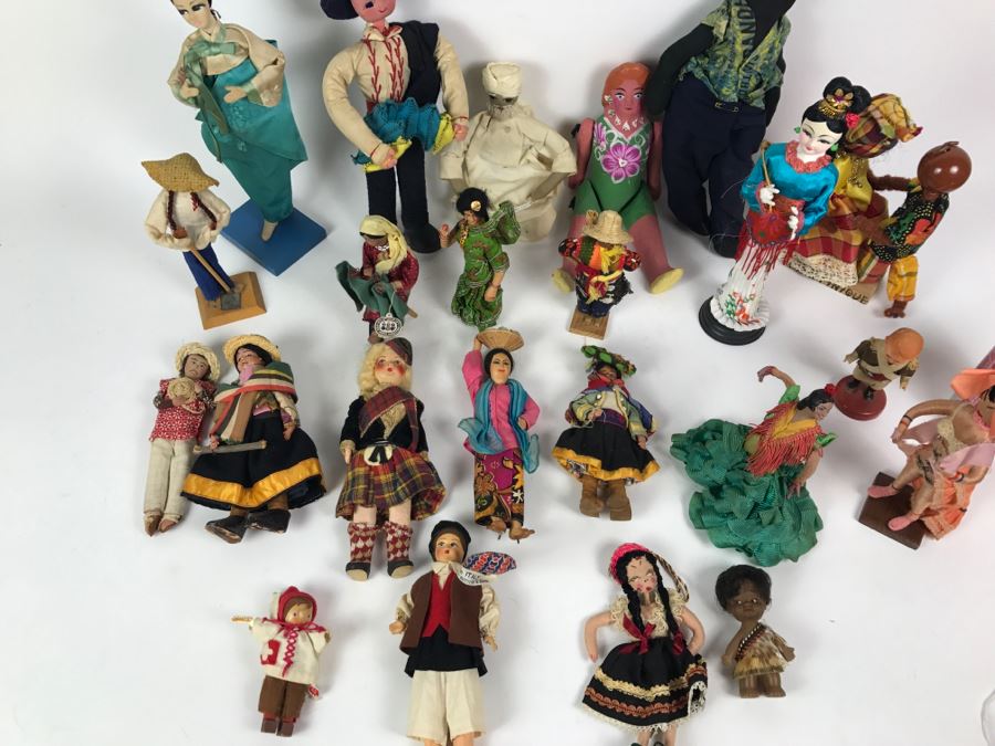 Collection Of Vintage International Dolls - See All Photos [Photo 2]