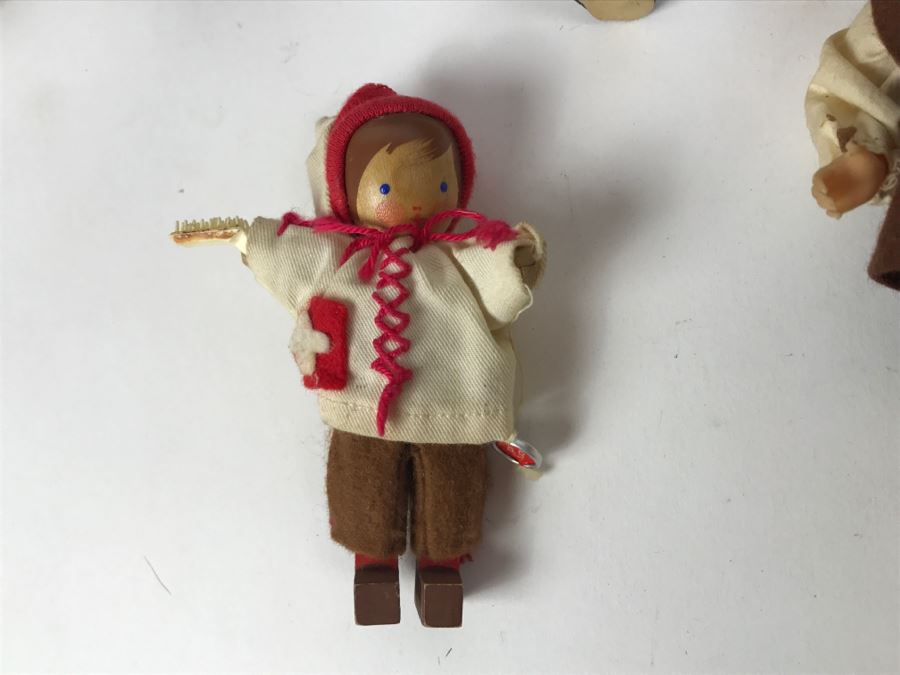 Collection Of Vintage International Dolls - See All Photos [Photo 3]