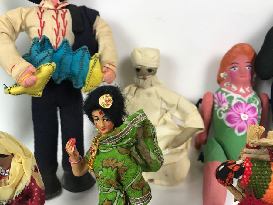 Collection Of Vintage International Dolls - See All Photos [Photo 34]