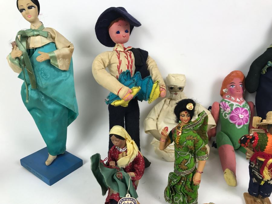 Collection Of Vintage International Dolls - See All Photos [Photo 31]
