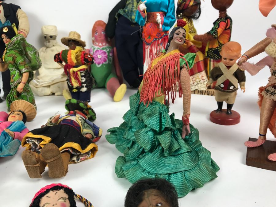 Collection Of Vintage International Dolls - See All Photos [Photo 17]