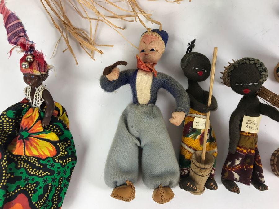 Collection Of Vintage International Dolls - See All Photos [Photo 5]