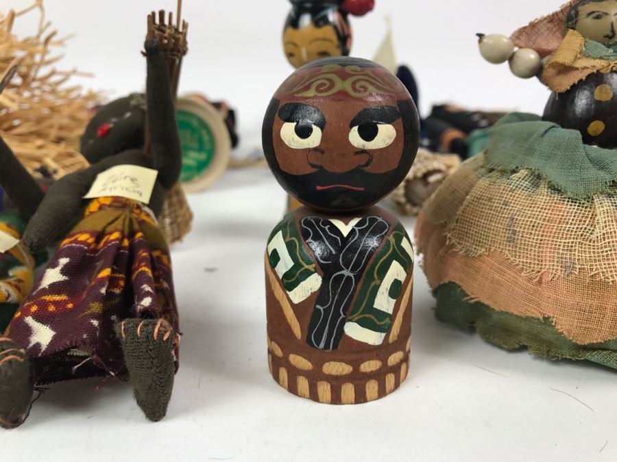 Collection Of Vintage International Dolls - See All Photos [Photo 8]