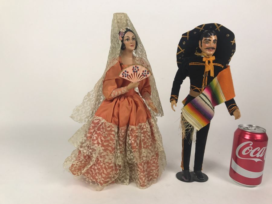 Pair Of His And Her International Dolls [Photo 5]