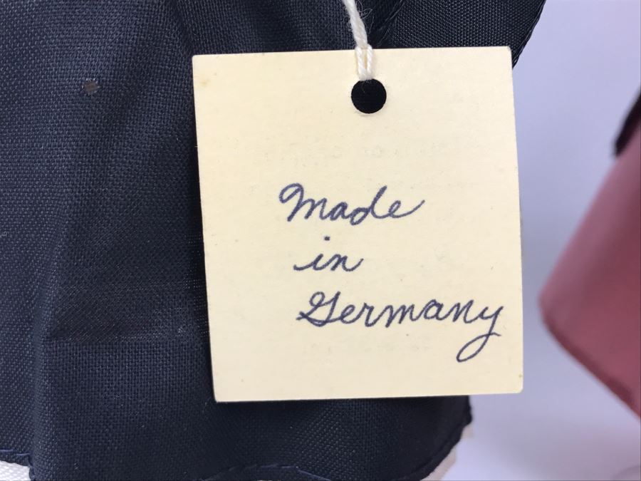 Pair Of Larger GURA Trachtenpuppen Spielpuppen Dolls Costumes From Biedermeier And Appenzell 12.5' Tall With Original Tags [Photo 15]