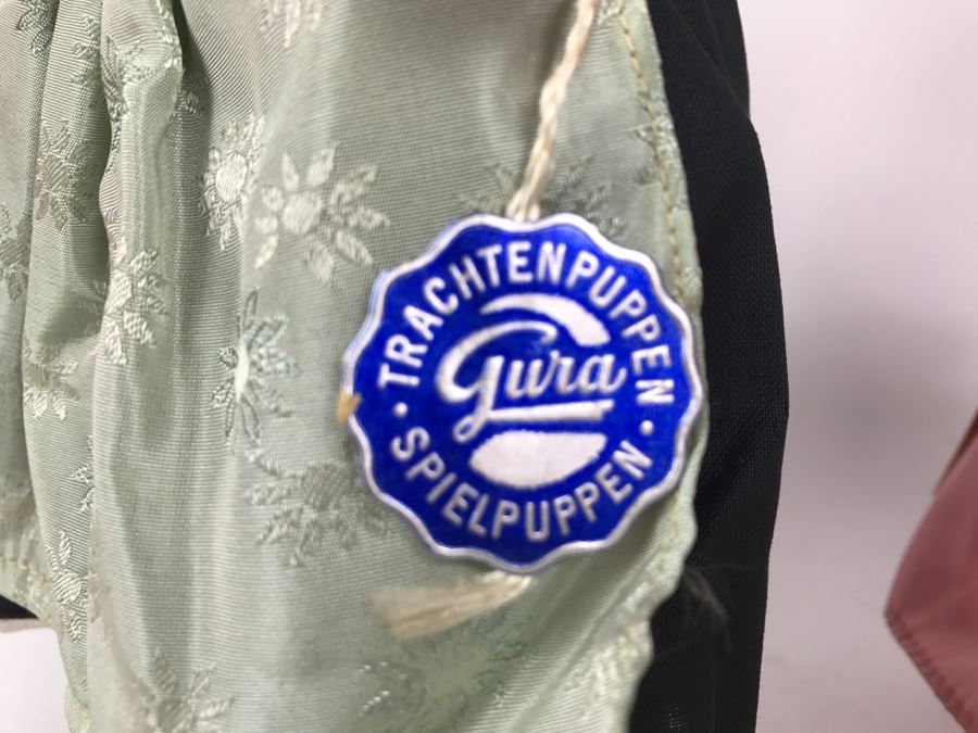 Pair Of Larger GURA Trachtenpuppen Spielpuppen Dolls Costumes From Biedermeier And Appenzell 12.5' Tall With Original Tags [Photo 9]