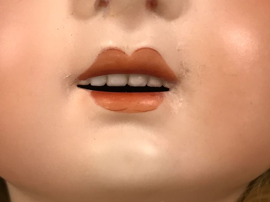 Large TETE JUMEAU Highly Collectible Gorgeous French Doll [Photo 7]