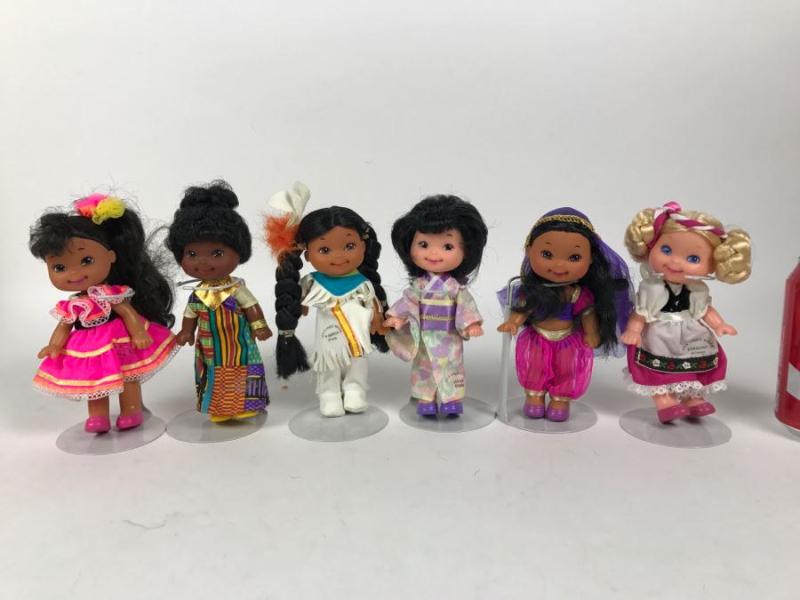 6 Disney It S A Small World Dolls